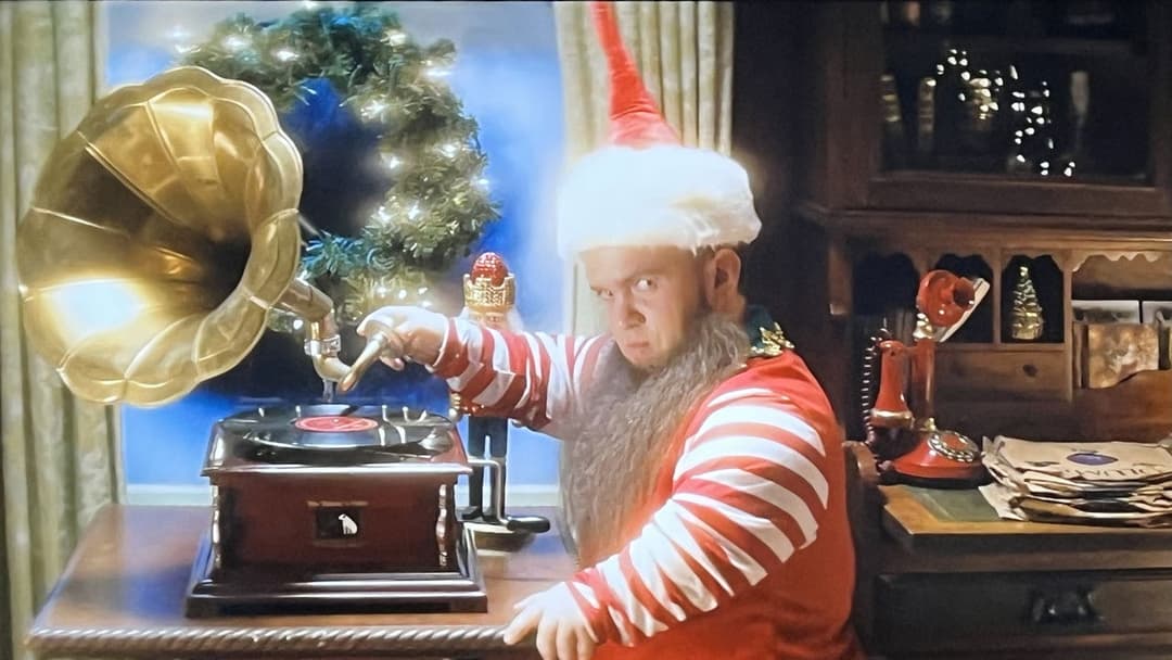 The Night Before backdrop 10