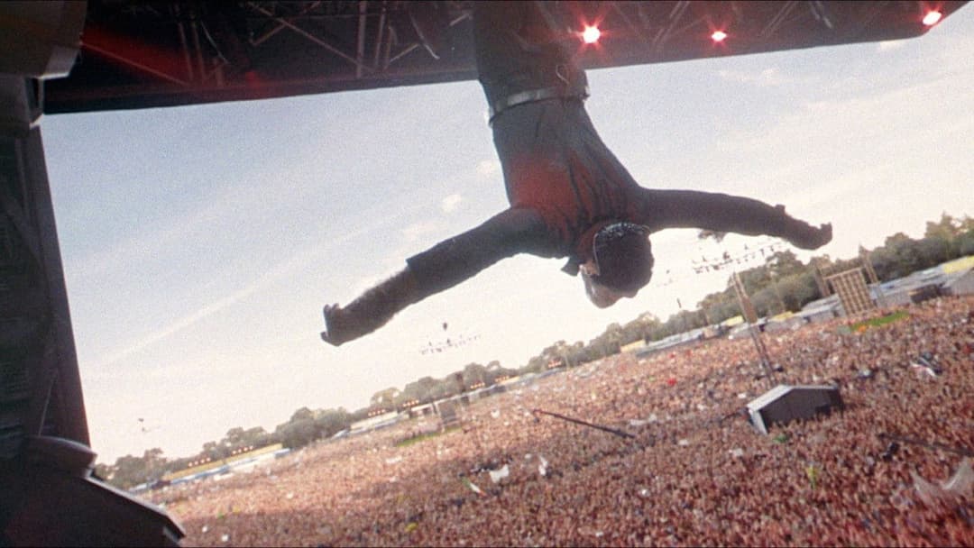 Роббі Вільямс: Better Man backdrop 14