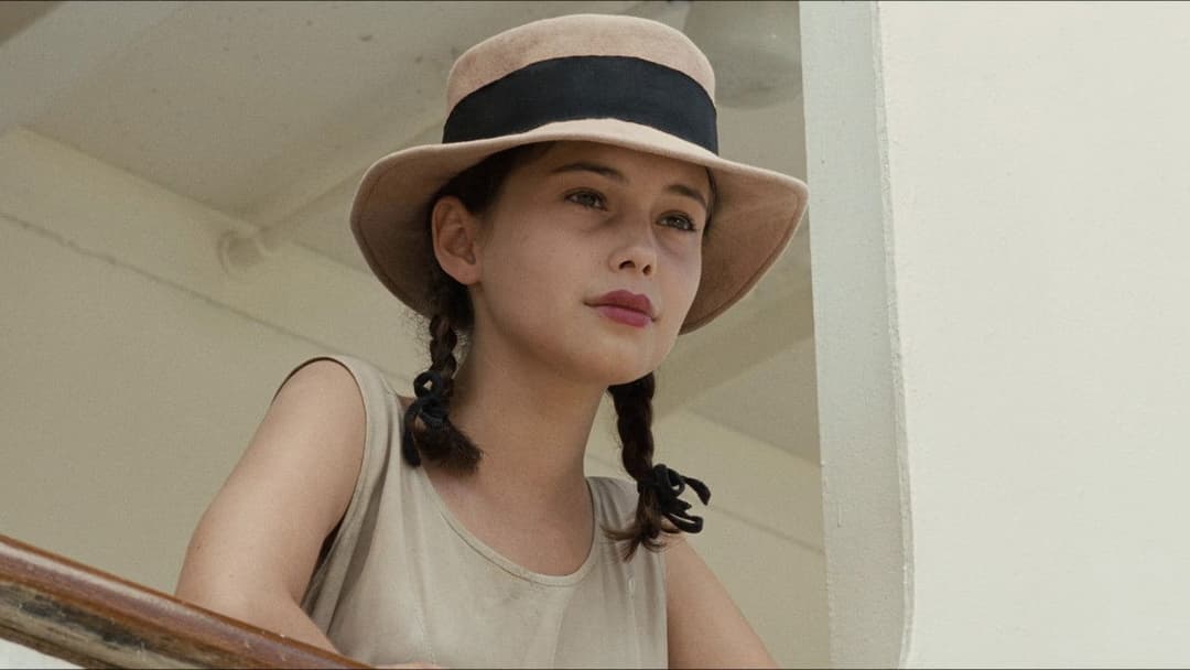 The Lover backdrop 4