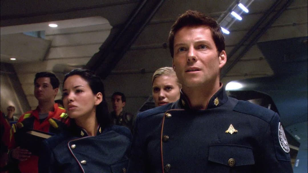 Battlestar Galactica: Auf Messers Schneide backdrop 5